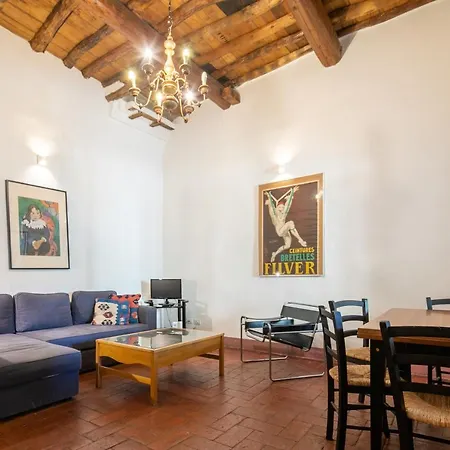 Oltrarno Loft Apartman *