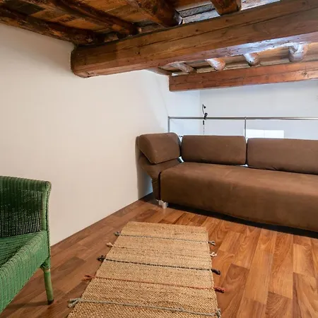 Apartment Oltrarno Loft Florenz